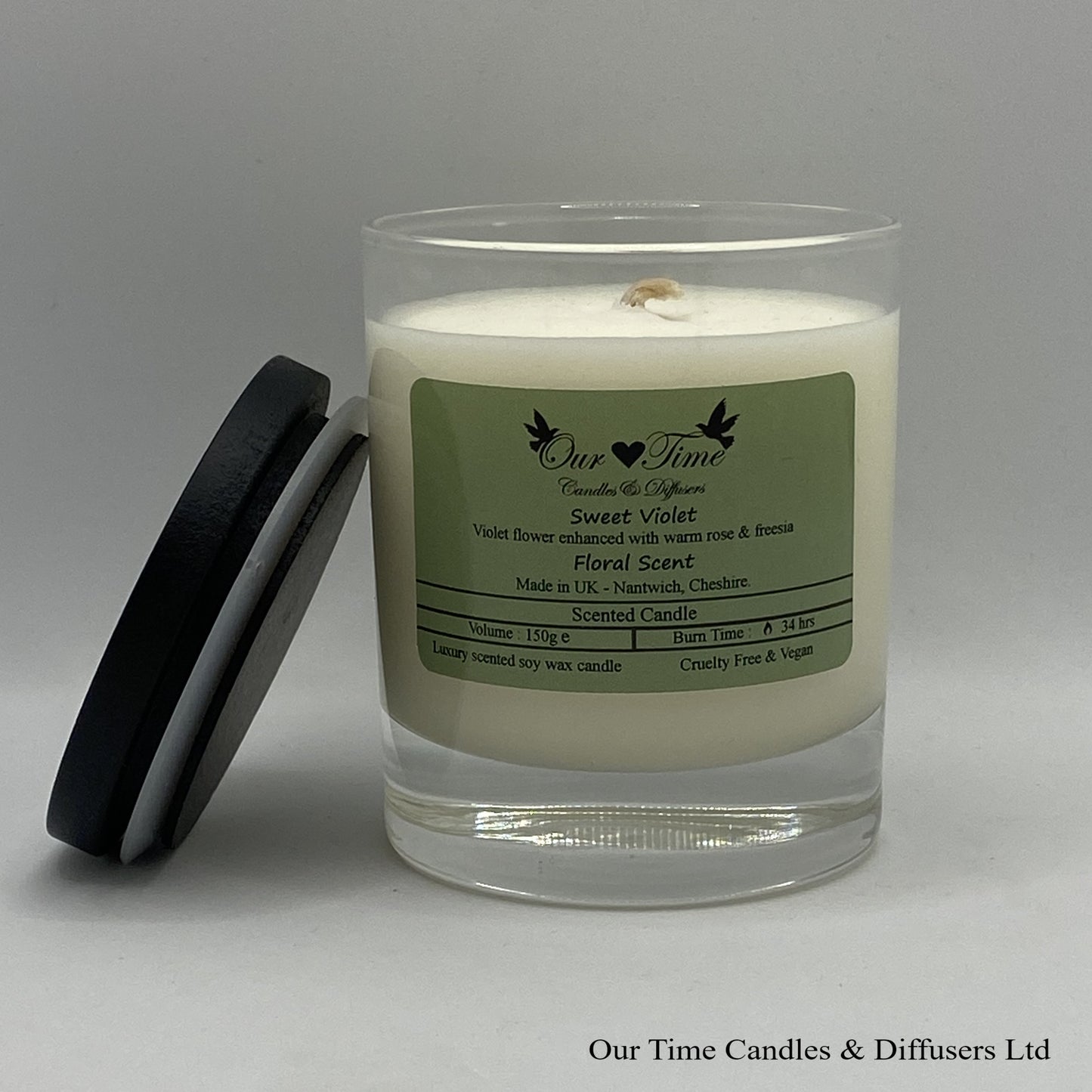 Medium Scented Candle with black lid off