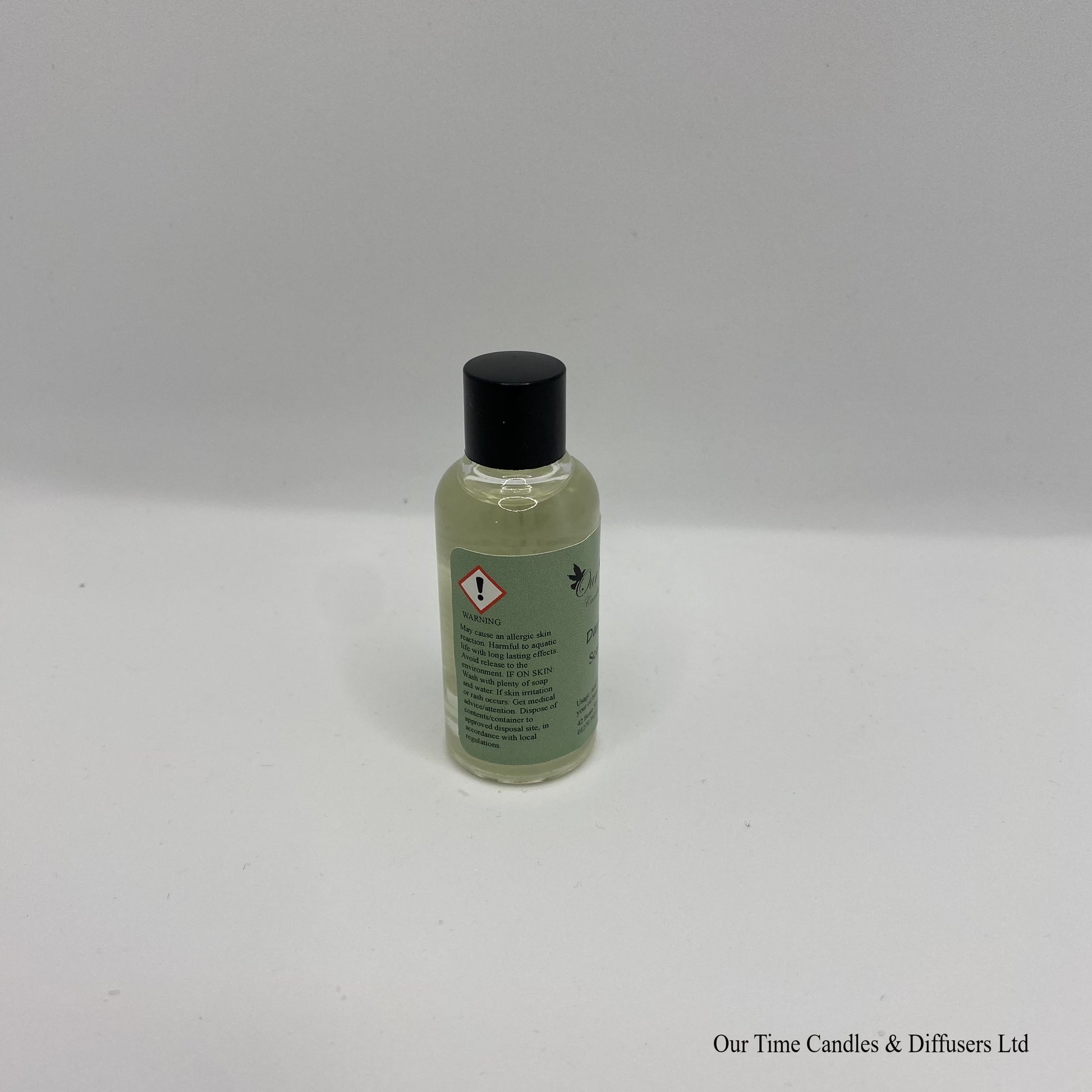 Scented Oil 15ml in clear bottle with black screw cap